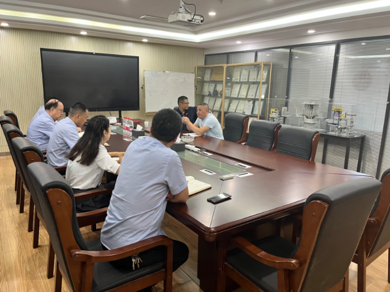 深化技术交流，共促产业发展 ——客户莅临我司开展镍钼提炼交流炉技术交流活动