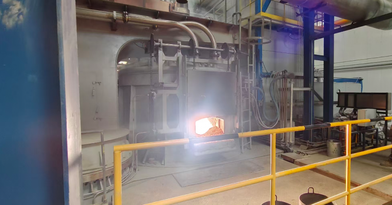技术赋能科研！我司为东北大学定制竖井预热直流电弧炉进入调试关键期