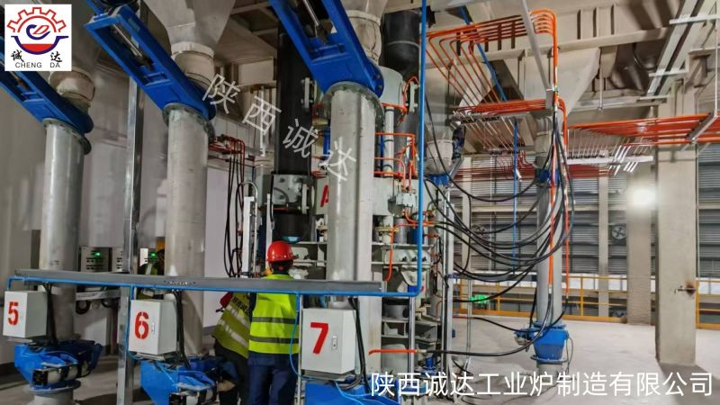 赤铁矿还原造锍熔炼矿热电炉